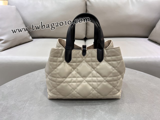 Dior专柜新款迪奥中号Toujours手袋牛皮超大藤格纹休闲女包 djfk1242